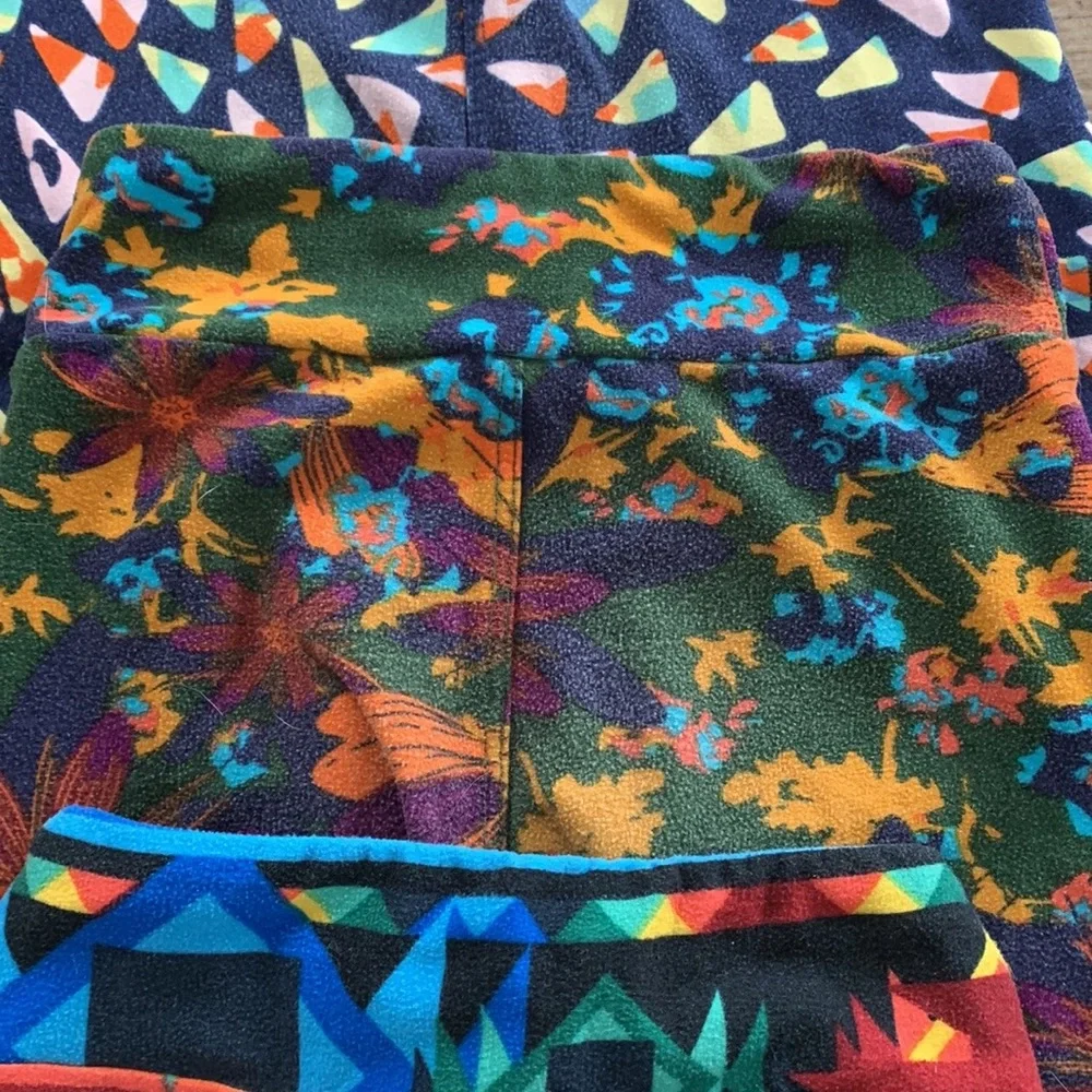 3 pair of LuLaRoe S/M leggings - Picture 6 of 8